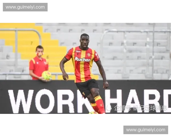 聚焦法甲足球联赛最新积分走势与球队竞争格局动态全景深度解析